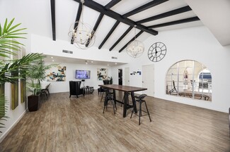 140 Shadow Mountain Dr, El Paso, TX 79912