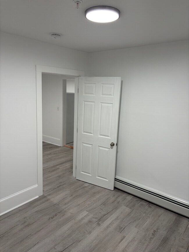 164 Veranda St unit 1 Unit, Portland, ME 04103 - photo 7