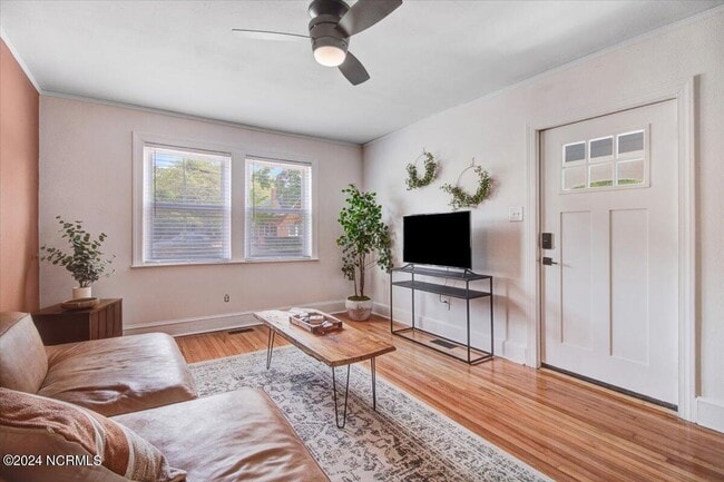 910 E Mulberry St unit B, Goldsboro, NC 27530 - photo 5