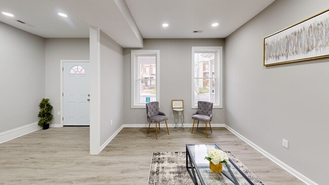 156 S Hilton St, Baltimore, MD 21229 - photo 2