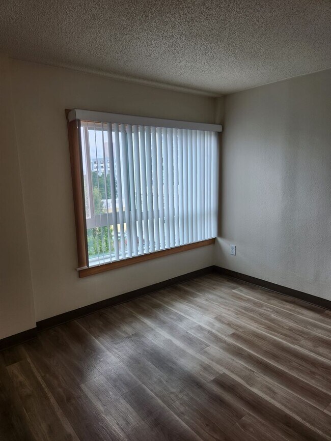 Gretchen Kafoury Commons, Portland, OR 97201 - photo 5