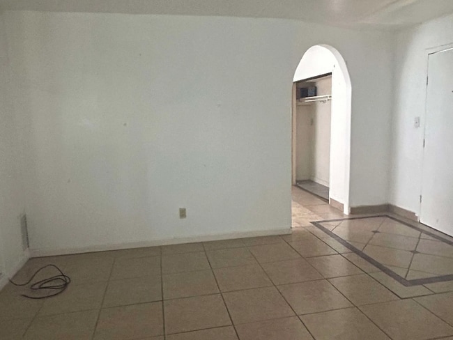 1217 W Wabash St, Tucson, AZ 85705 - photo 4