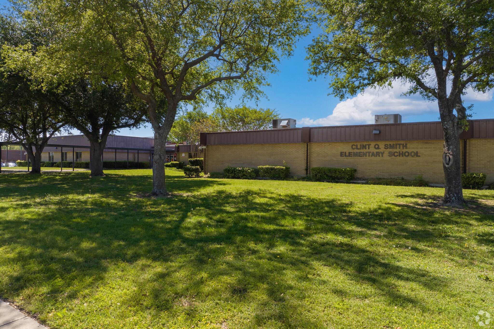 914 Coventry Ln, Duncanville, TX 75137