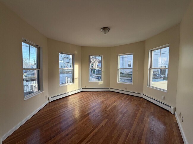 71 Winchester St unit 71, Medford, MA 02155 - photo 2