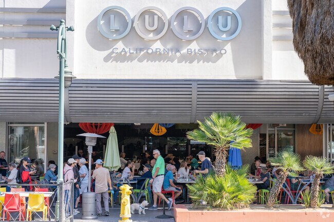 LULU California Bistro is a hot new restaurant that residents of Baristo can check out.