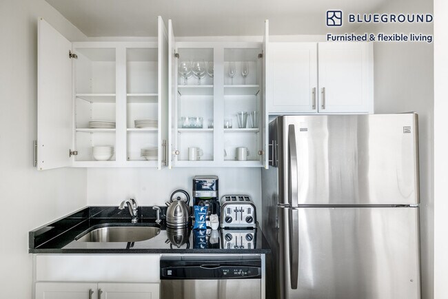 750 Columbus Ave unit FL8-ID596, New York, NY 10025 - photo 7