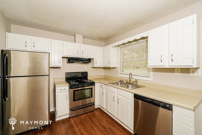 754 Cedar Crest Ln, Birmingham, AL 35214 - photo 7