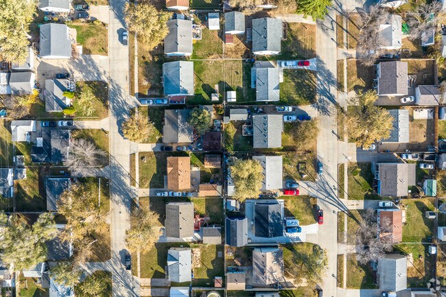 The neighborhoods of Twin City have mature trees that provide summer shade and fall color.