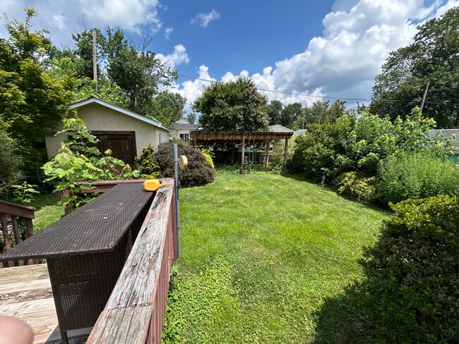 4921 Demaio Dr, Brookhaven, PA 19015 - photo 3