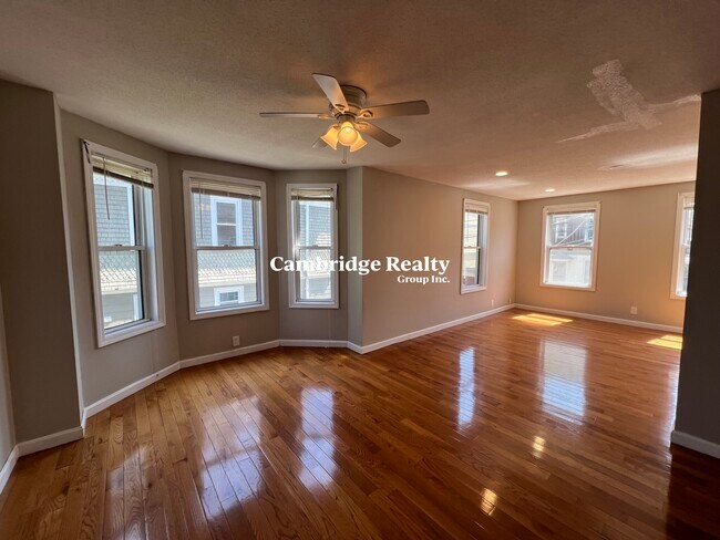 15 Hudson St unit 2, Somerville, MA 02143 - photo 7