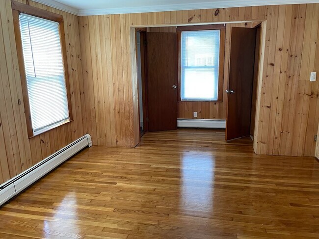 428 High St, Bridgewater, MA 02324 - photo 5