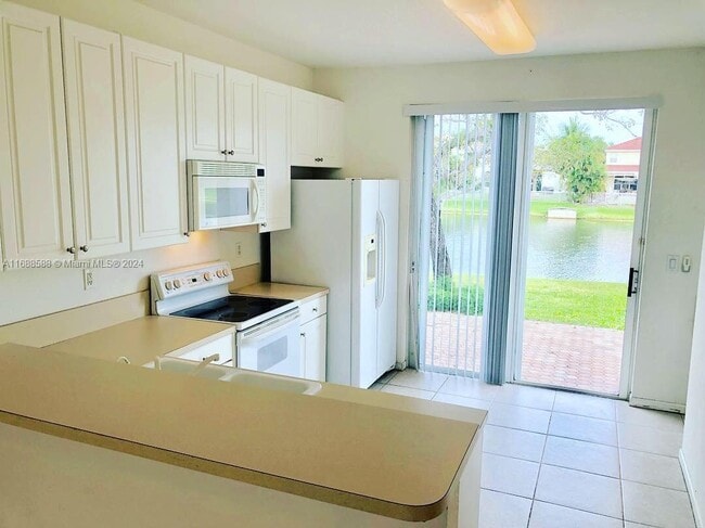 1713 NW 78th Way, Hollywood, FL 33024 - photo 3