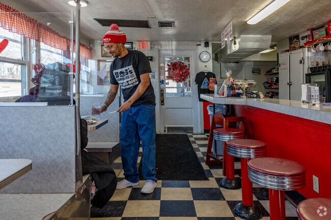 At 93 years old, Bob's Hamburg hasn't changed one bit. Locals of Sherbondy Hill love coming in.