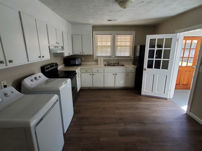 1713 Darwin Rd SE unit A, Smyrna, GA 30080 - photo 7