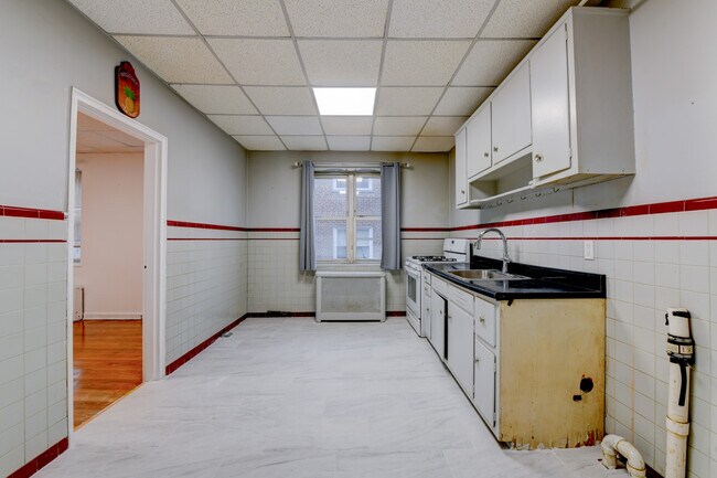 71 Carmer Ave unit 1A, Belleville, NJ 07109 - photo 5