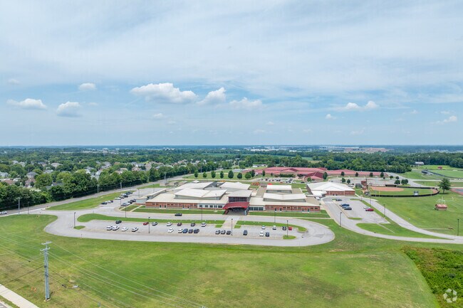 Rossview Elementary School is around 7 miles away from Downtown Clarksville.