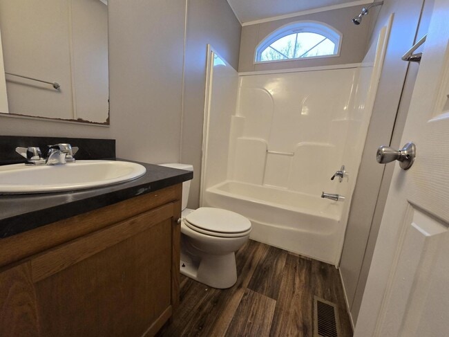 1918 Miss Ellie Dr, Greensboro, NC 27405 - photo 6