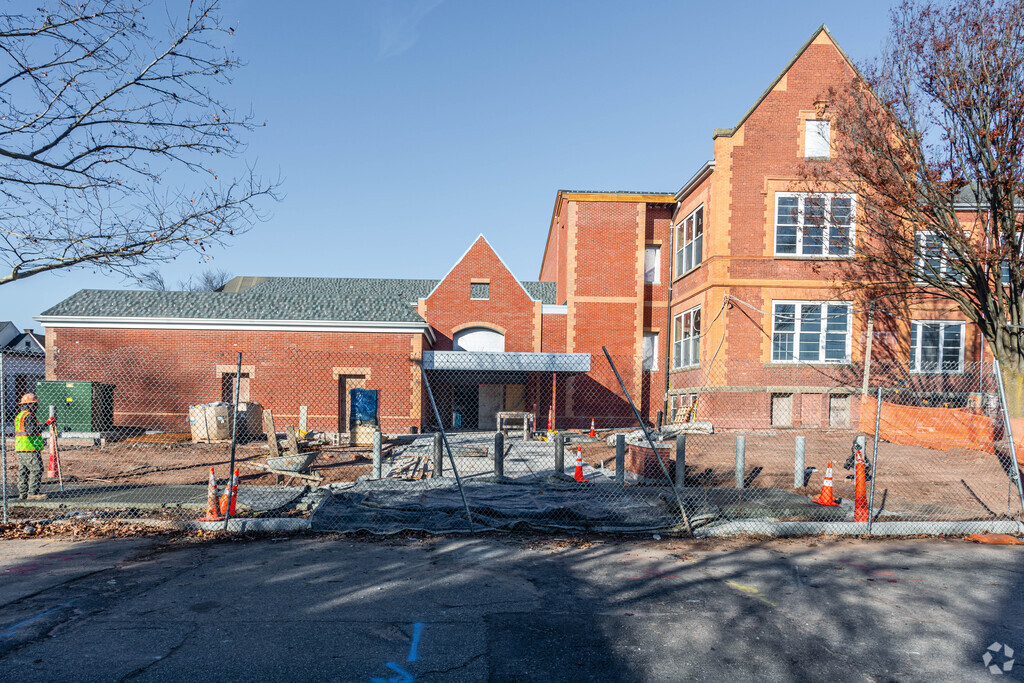 Cleveland Street Elementary School