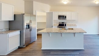 220 Clear Creek Dr, Decatur, AL 35603