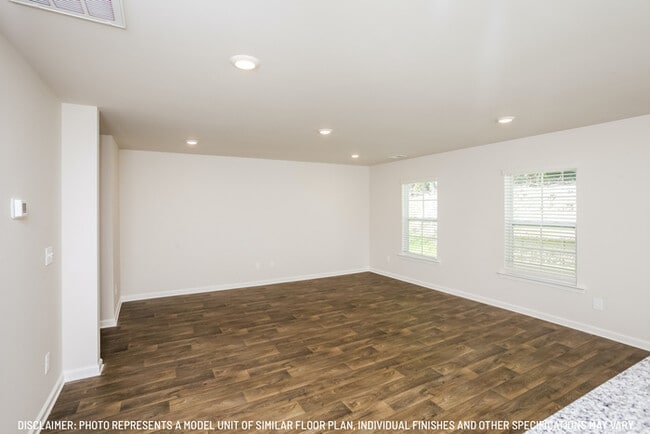 110 Boat Clb Ln, Lexington, SC 29073 - photo 3