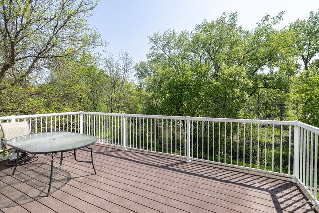 Trails Edge Apartments LLC, Faribault, MN 55021 - photo 7