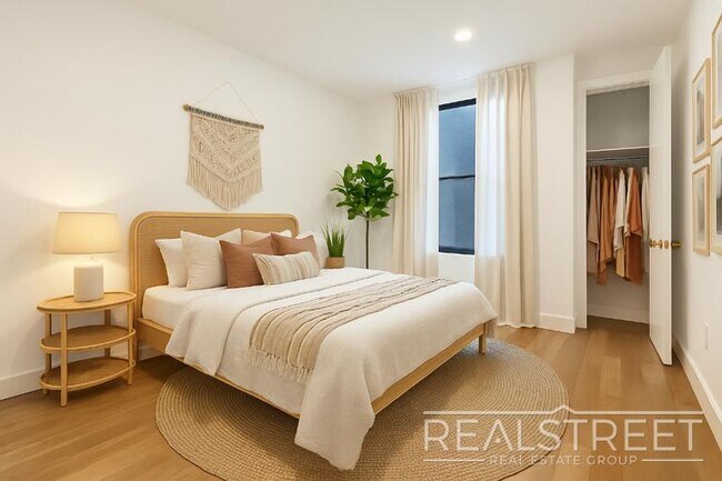 522 Eastern Pkwy, Brooklyn, NY 11225 - photo 4