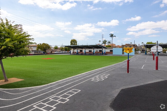 Play a variety of games at Madison Elementary School in Redondo Beach, CA.