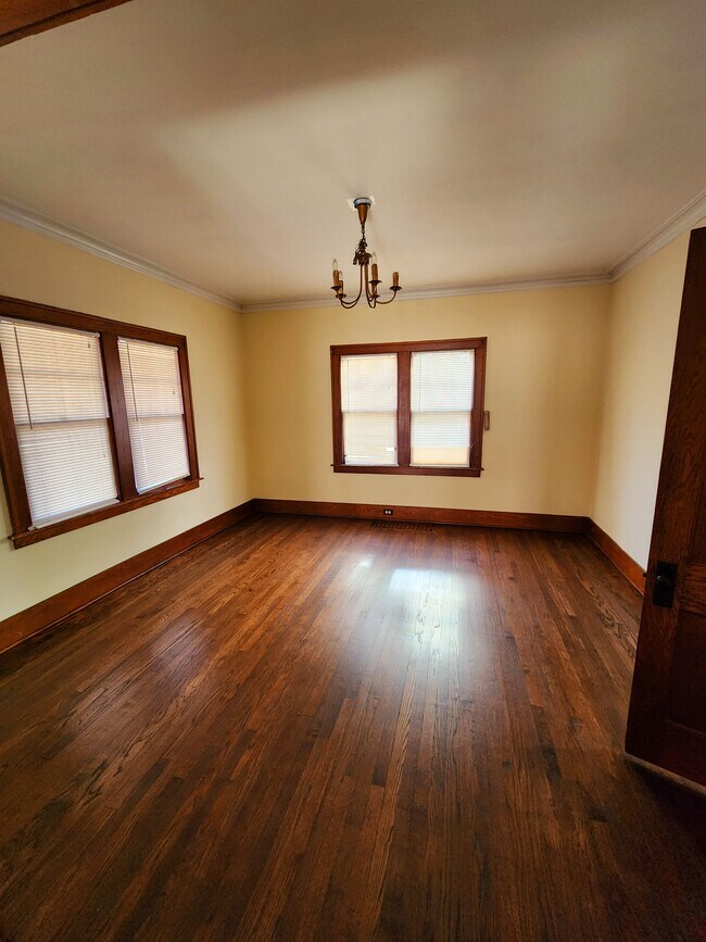 Office/Dinning Room
