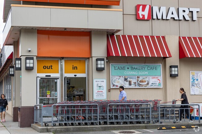 Those Douglas Manor residents looking for food with an Asian influence head to H Mart.