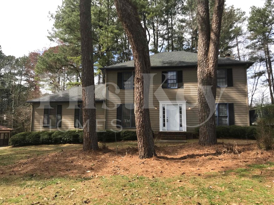 1433 St Dunstans Rd, Lithonia, GA 30058 - photo 1