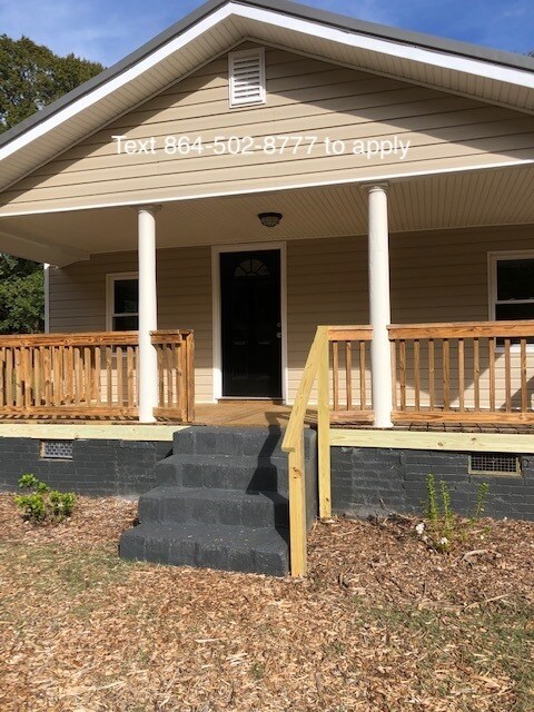 1910 Martin Ave, Anderson, SC 29625 - photo 2