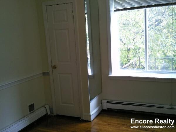 6 Wait St unit 12, Boston, MA 02120 - photo 2