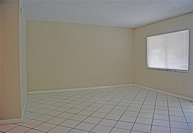 2 N Fernwood Ave unit 1, Clearwater, FL 33765 - photo 2