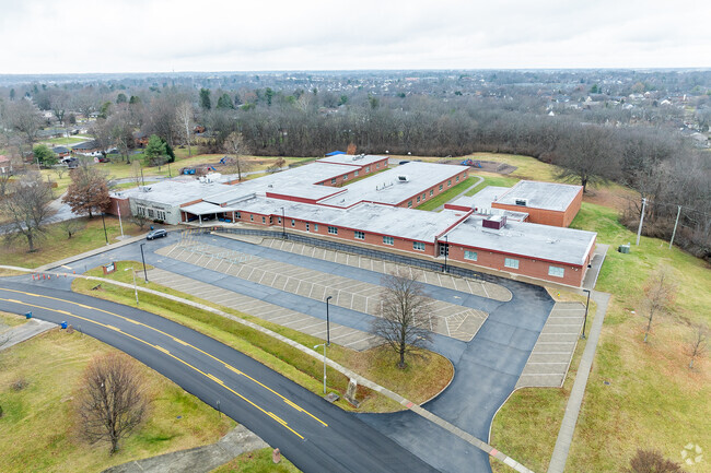 The student population of Stonewall Elementary School is 673 and the school serves PK-5.