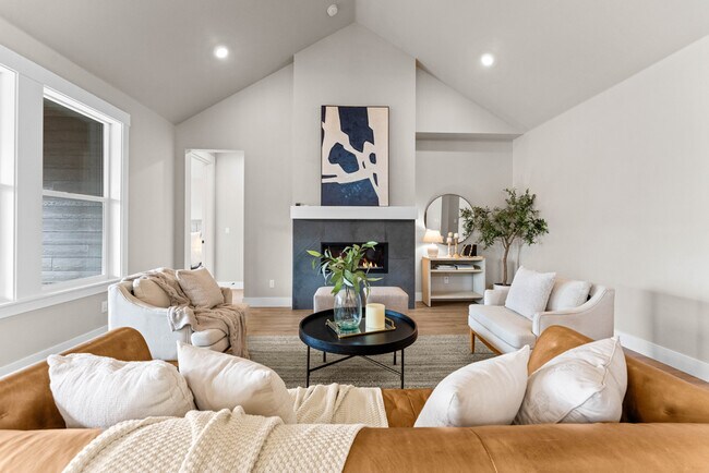 353 S Quincannon Ln, Star, ID 83669 - photo 5