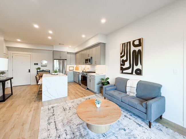 17 Argyle St unit 3, Dorchester Center, MA 02124 - photo 4