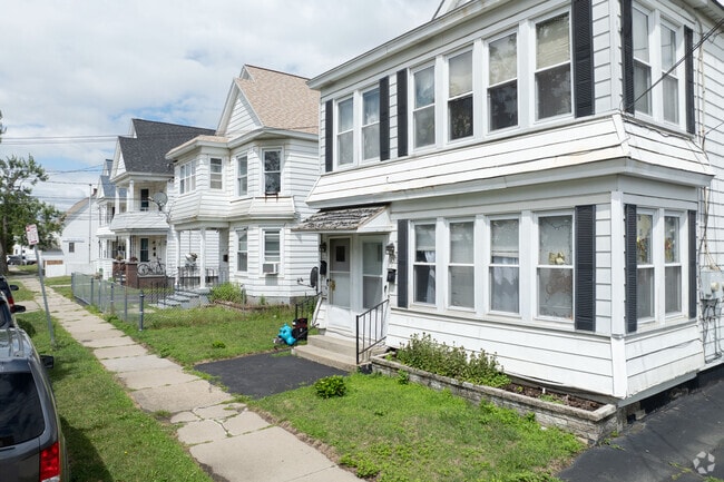 A row of multifamily homes is a common sight in Mont Pleasant.