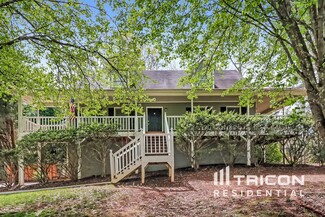 34 Yellowstone Dr, Powder Springs, GA 30127