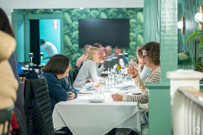 Beech Restaurant and Bar in Jamestown serves fresh seafood in a classy atmosphere.