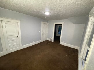 709 Steward Ave Unit 3, Jackson, MI 49202