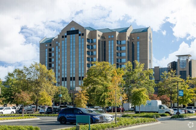 The McLeod Regional Hospital is the largest medical center near Brookgreen Park.