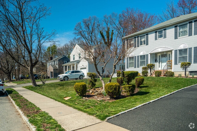Livingston homes often have spacious front yards and 1-2 car garages.
