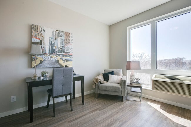 The Central, Minneapolis, MN 55408 - photo 4