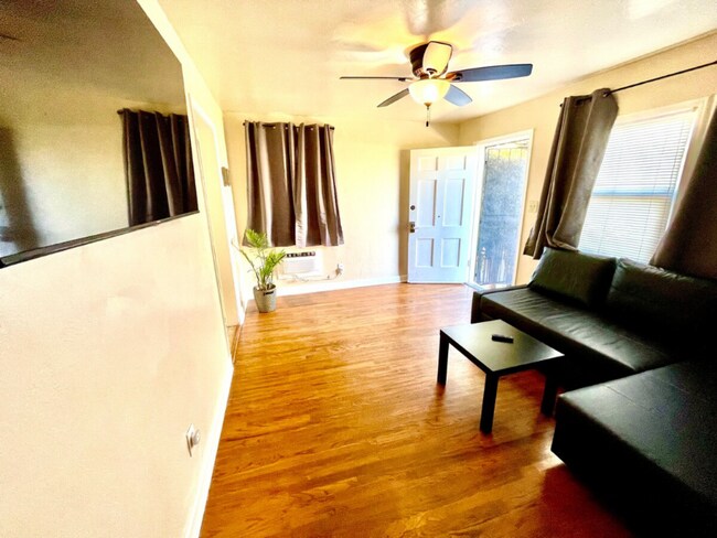 4120 Gamma St, San Diego, CA 92113 - photo 4