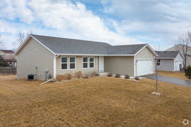 Belvidere's median home price is $255,000, with offerings like ranch-style homes.