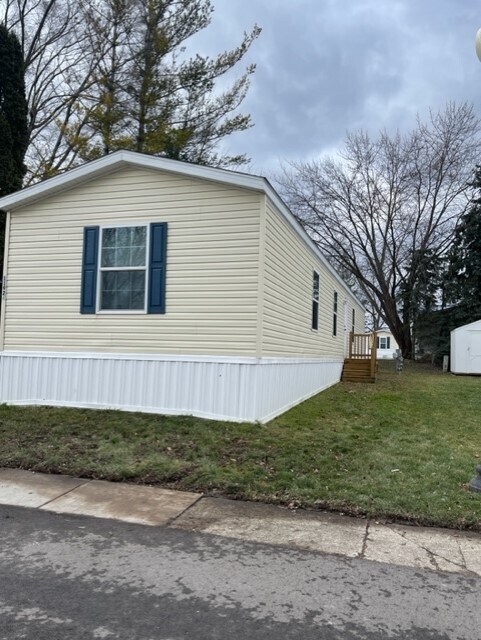 11924 Springbrook Ct, Bruce Township, MI 48065 - photo 3