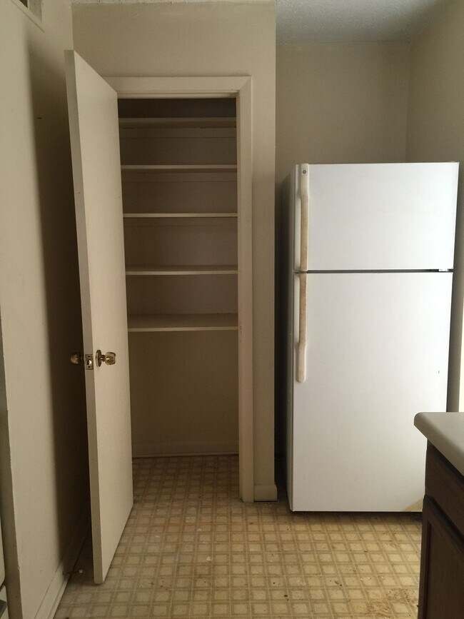 4623 Alvin Dark Ave unit 2, Baton Rouge, LA 70820 - photo 4