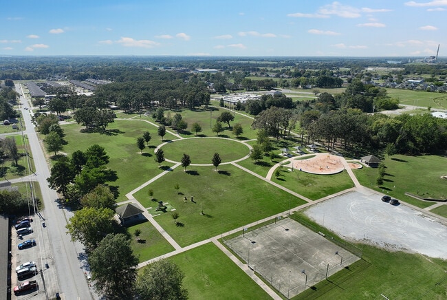 Gentry Gentry City Park 5of9