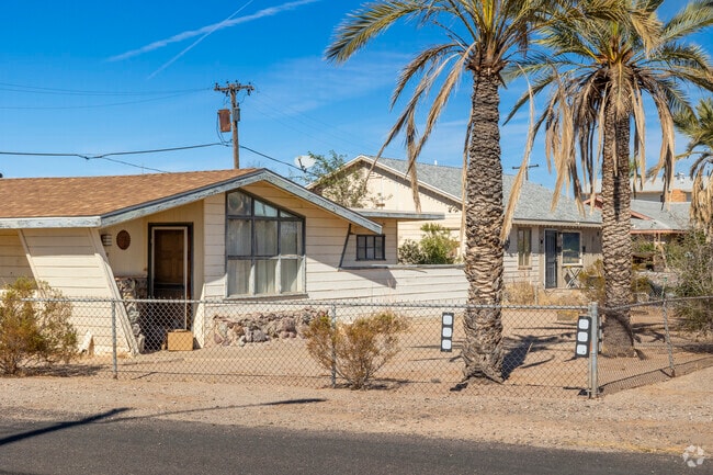 A few unique home styles can be found throughout Gila Bend.