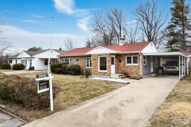 Brick ranch homes offer timeless style in the heart of Carbondale, IL.